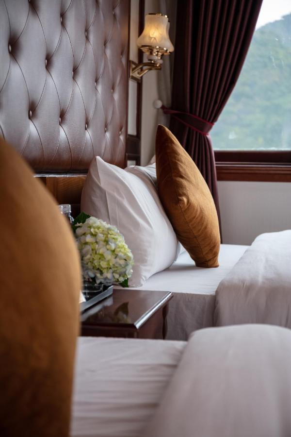 Harmony Boutique Cruises Hotell Ha Long Exteriör bild